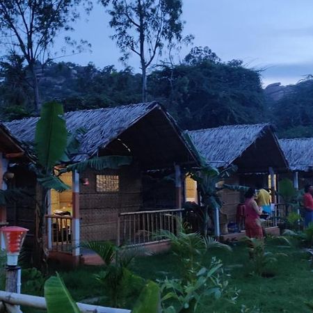 Island Vibes Hampi Guesthouse Exterior foto